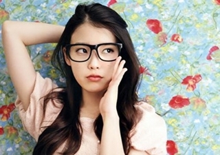 IU.jpg