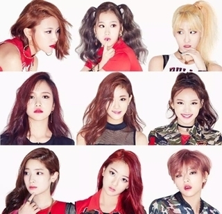 TWICE.jpg